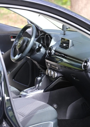 Mazda 2 cena 53500 przebieg: 96000, rok produkcji 2017 z Poznań małe 172